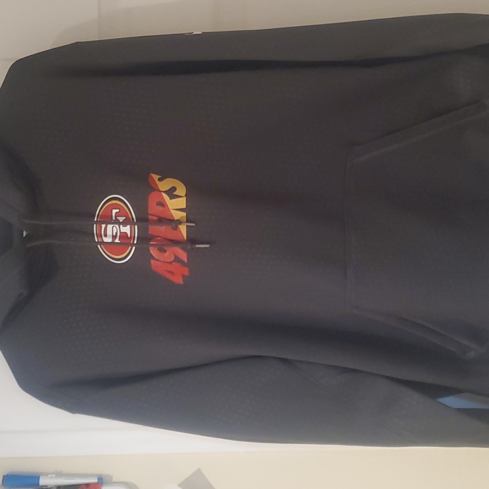 Nike therma-fit pull over San Francisco 49er hoodie